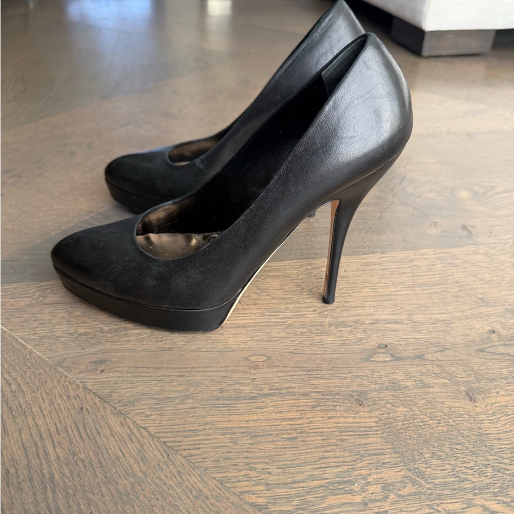Gucci Black Leather Heels - Picture 2 of 6
